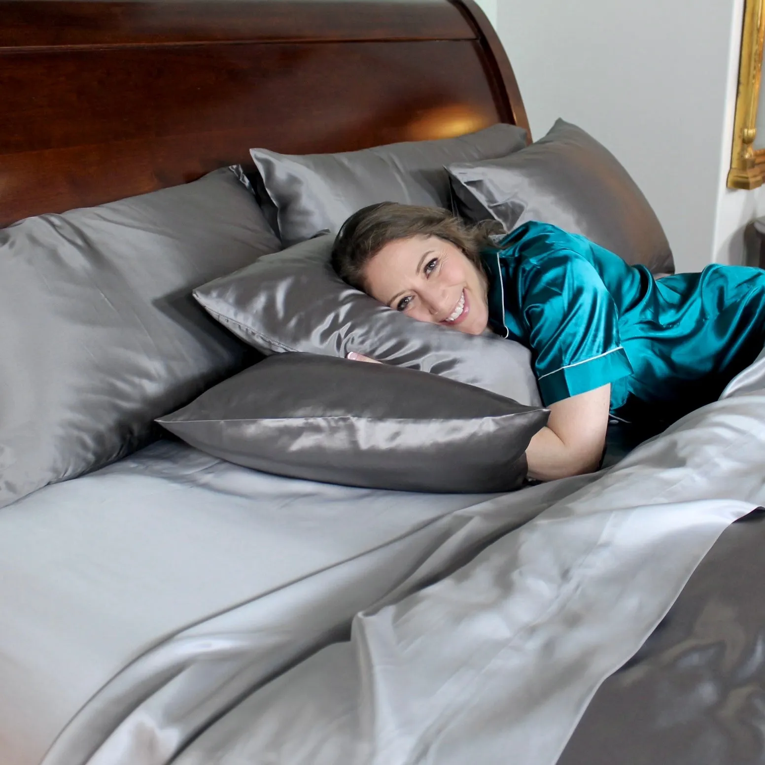 22 Momme Silk Pillowcase - Gunmetal