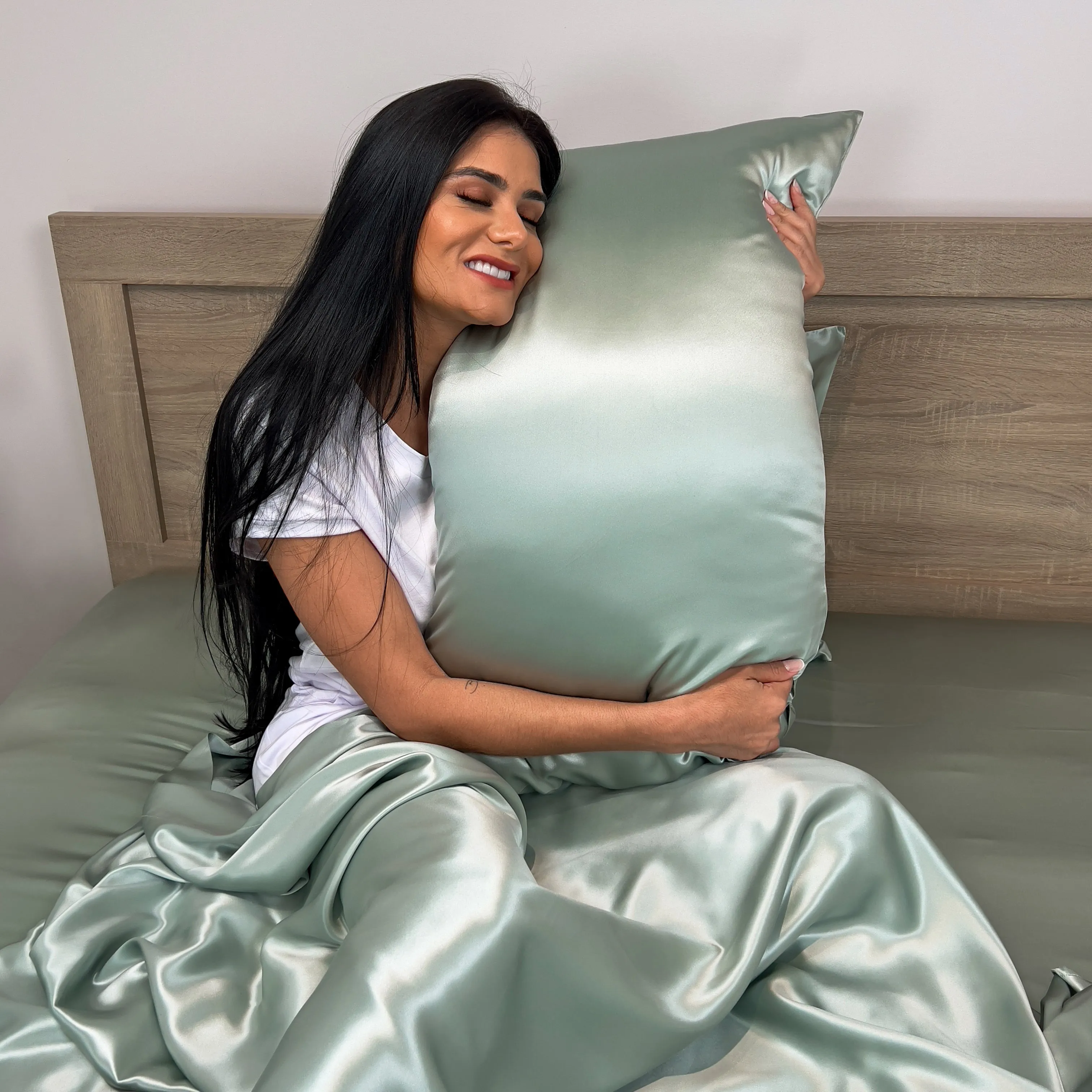 22 Momme Silk Pillowcase - Sage