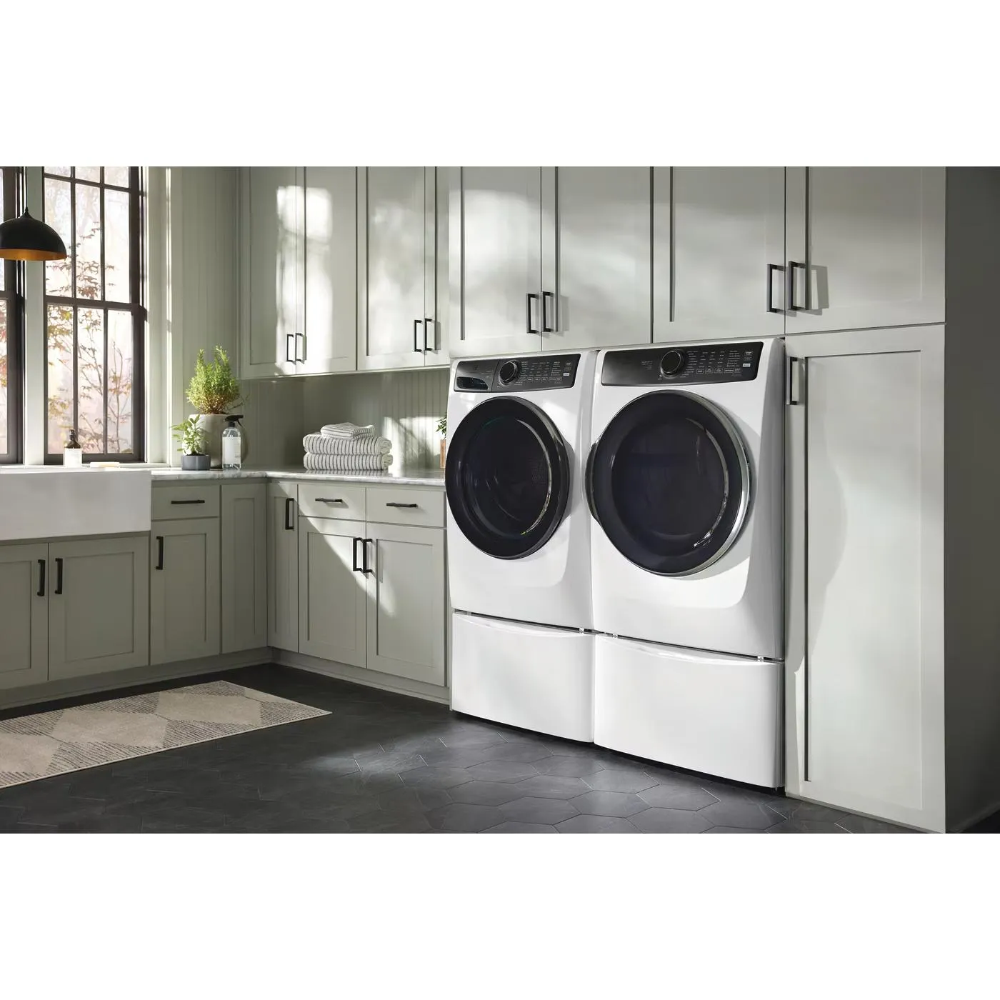 Electrolux 8.0 cu. ft. Front Load Perfect Steam™ Electric Dryer with Balanced Dry™ ELFE773CAW