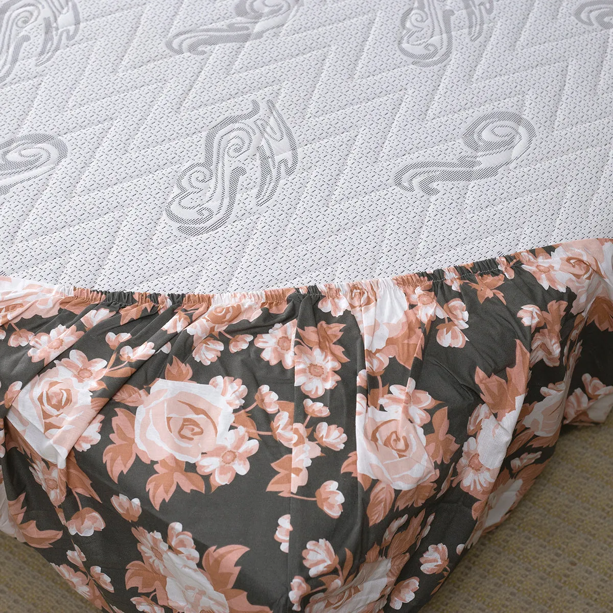 Florescence Rosalie Print Red Fitted Sheet With Pillow Covers