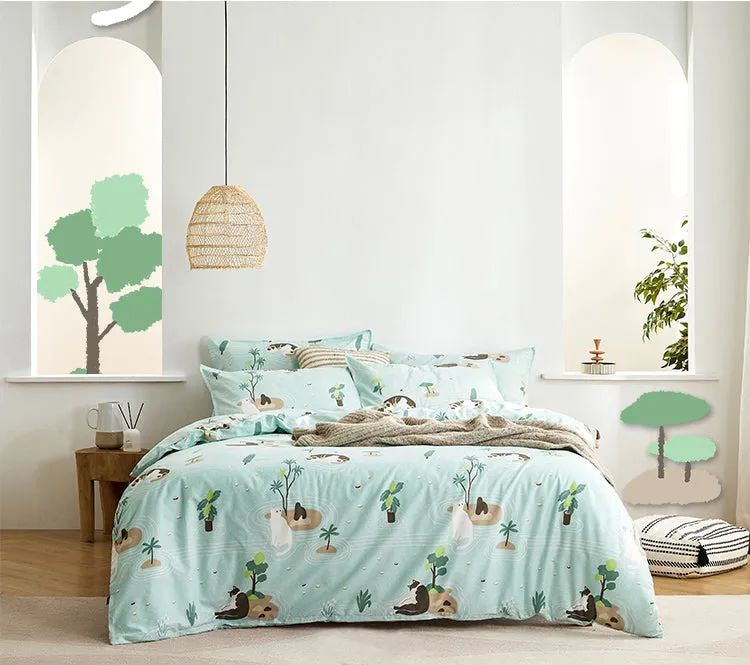 Greenery Isle Kitty Bedding Set