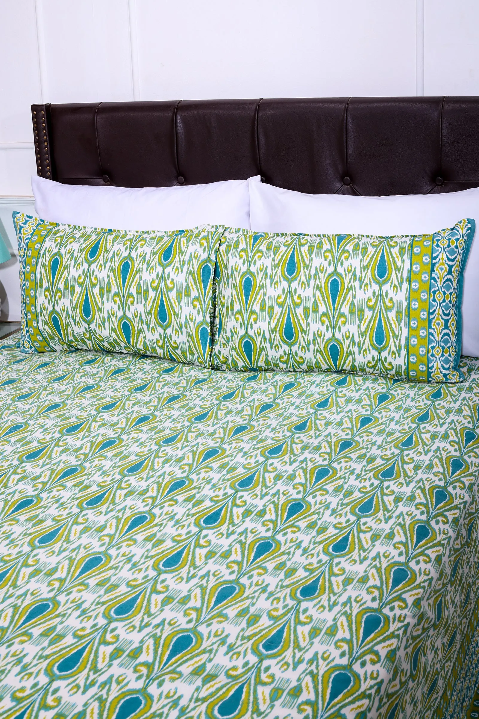 Ikkat Ivy Turqoise Cotton Bedsheet