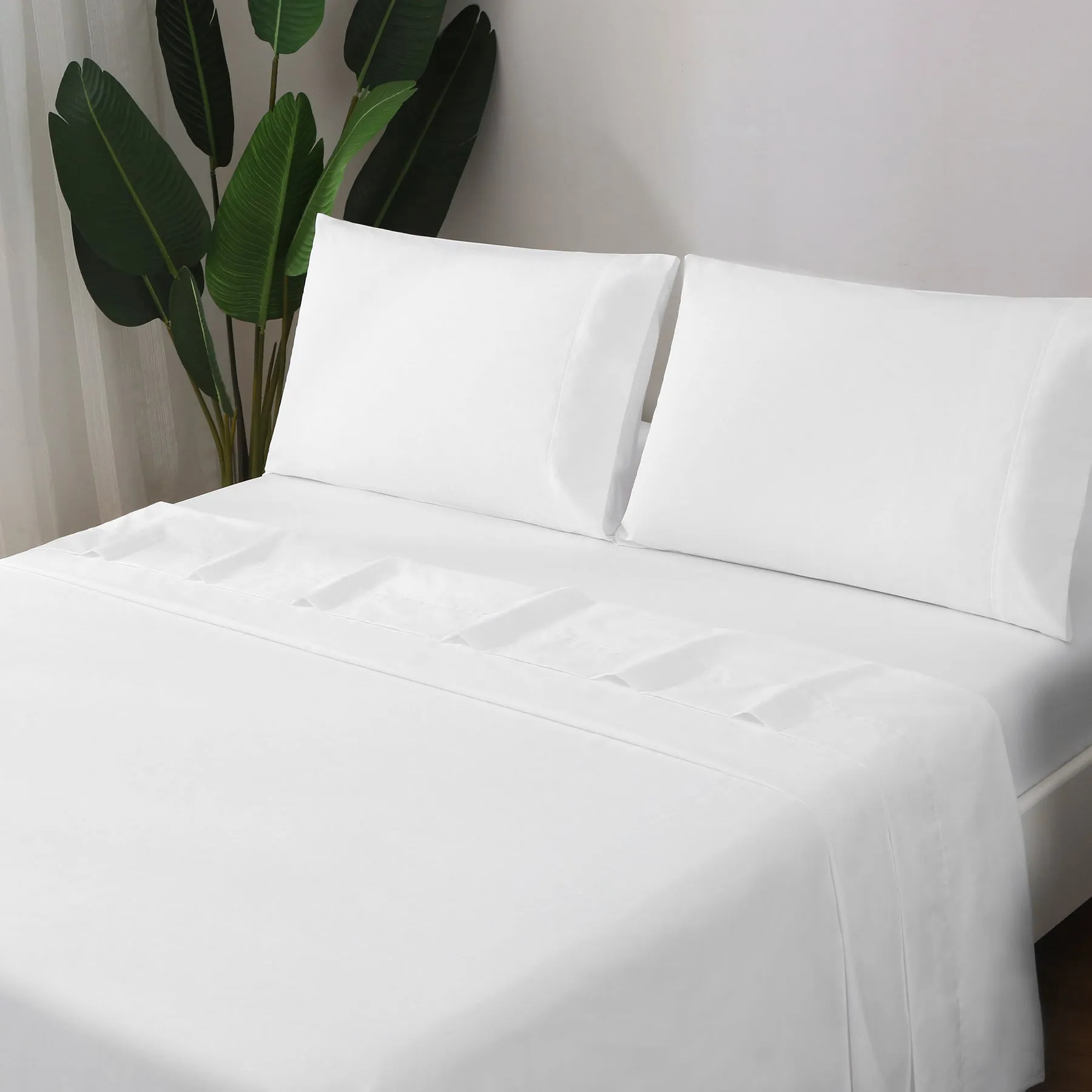 Linenova 300 Thread Count Cotton Blend Bed Sheet Set