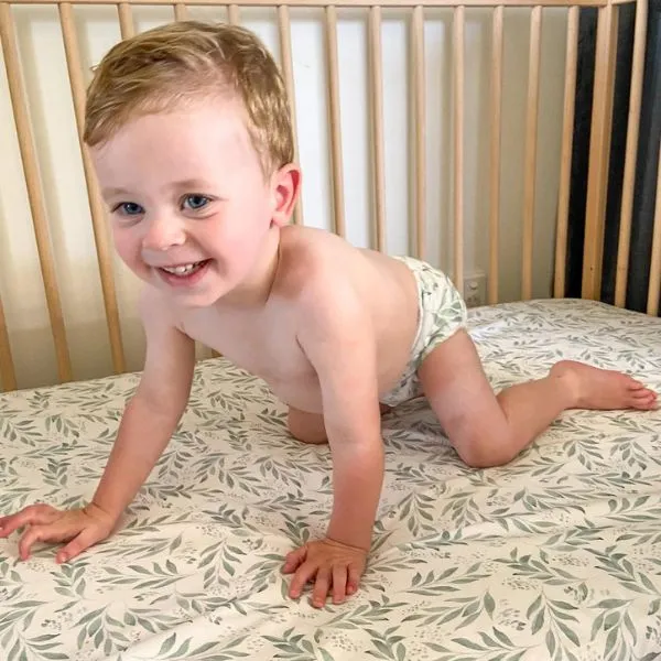 Little Human Linens Waterproof Cot Sheet - Organic Leaf