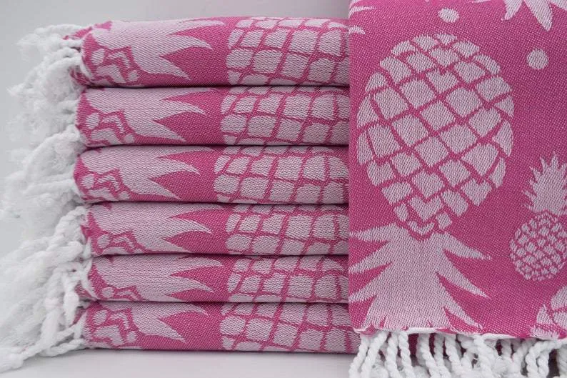 Pineapple Fuchsia 100% Cotton Towel