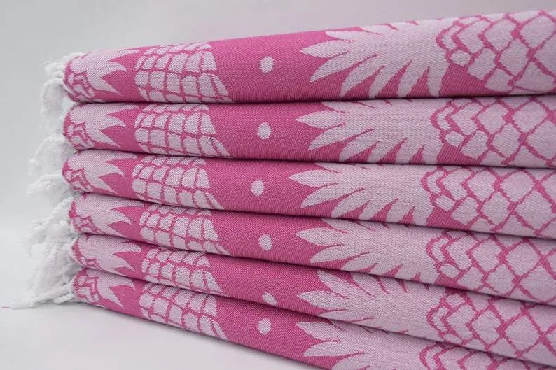 Pineapple Fuchsia 100% Cotton Towel