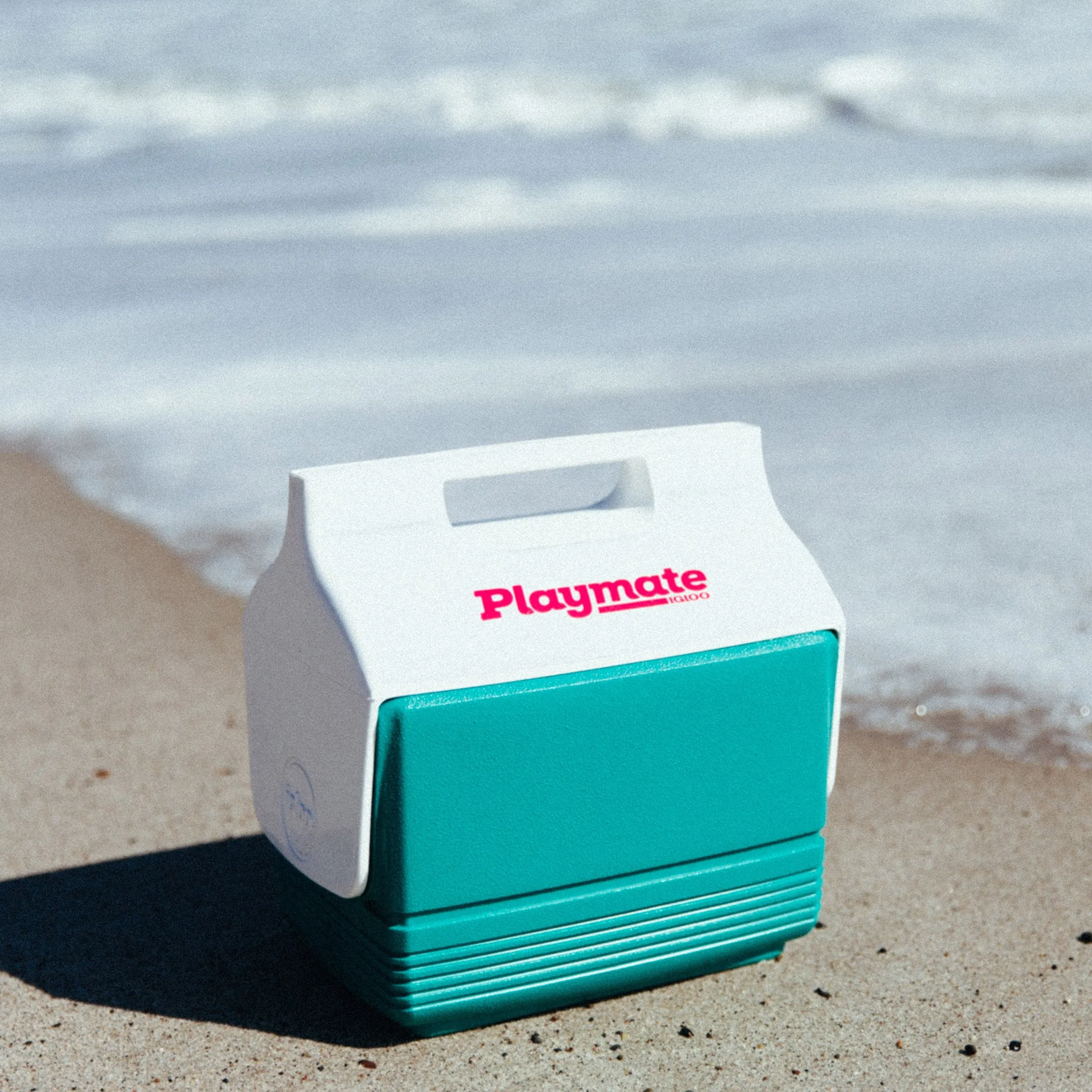 Retro Playmate Mini 4 Qt Cooler