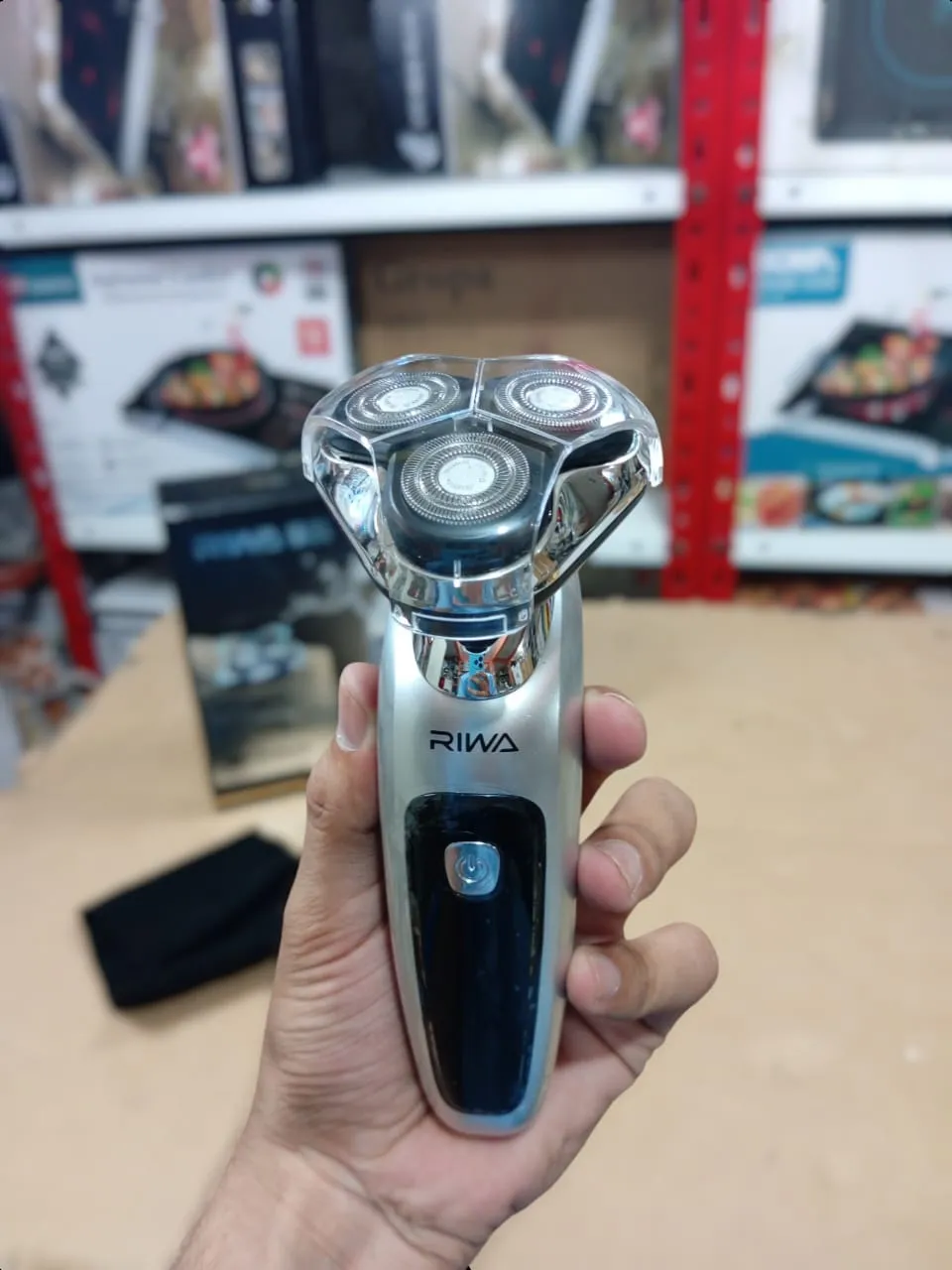 RIWA Rechargeable Electric Washable Shaver RA-5503