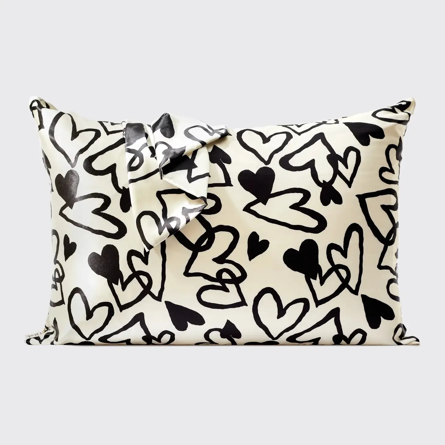 The Satin Standard Pillowcase - Hearts