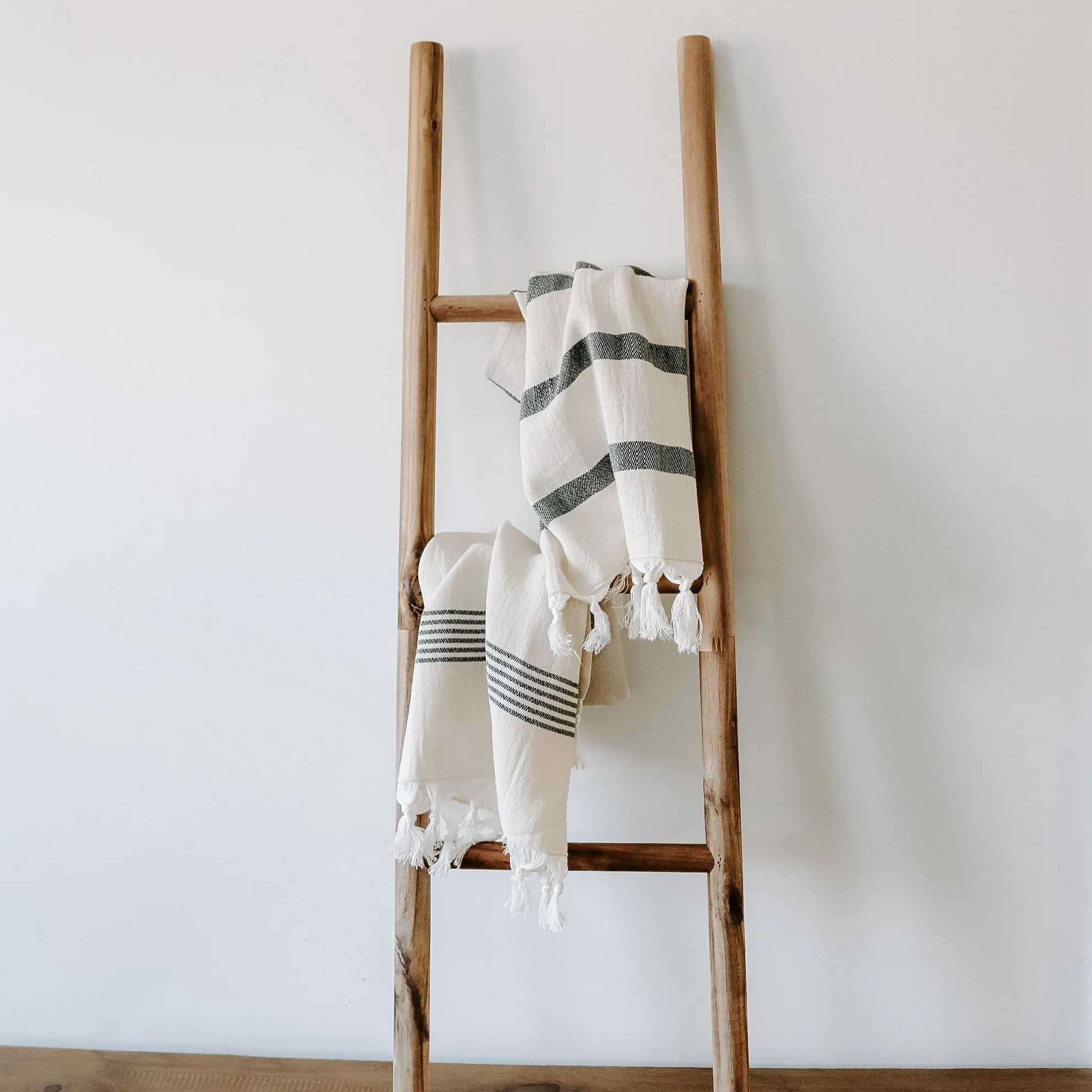 Turkish Cotton   Bamboo Hand Towel - Single Stripe