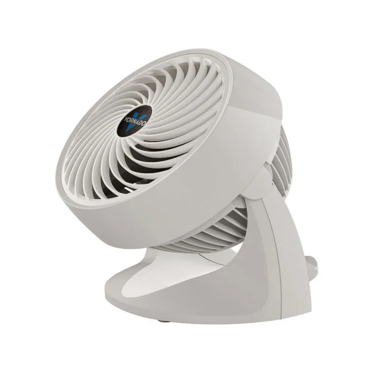 Vornado CR1-0116-25-533L Whole Room Compact Air Circulator, 120V, Small, White